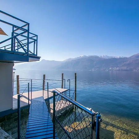 Sleeps 6 Air Con Villa Lierna